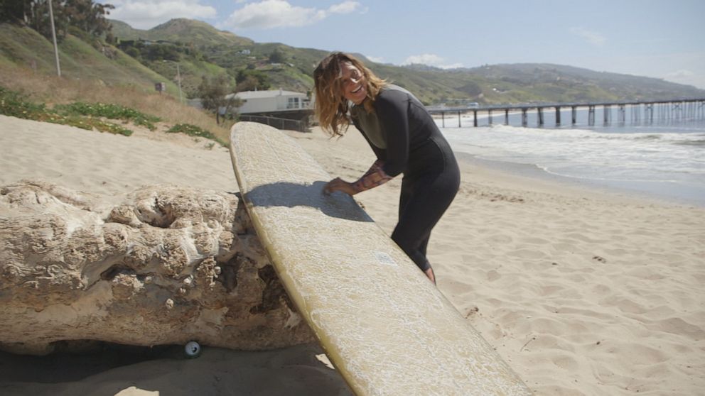 VIDEO:  What happens to summer? How US beaches are handling reopening in COVID-19 pandemic