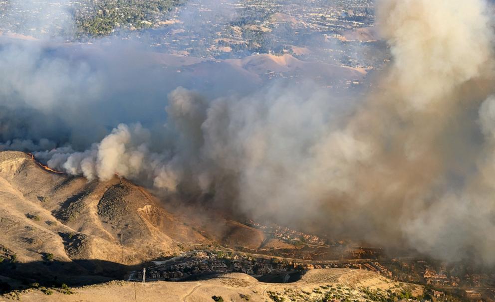 PHOTO: US-WEATHER-FIRE