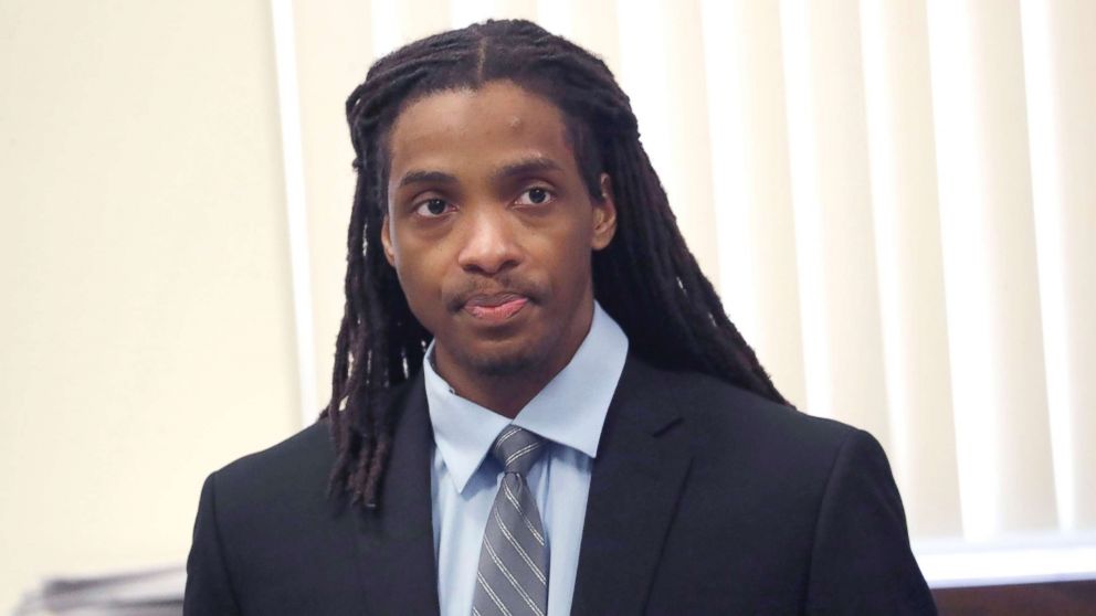 PHOTO: Defendant Kenneth Williams listens during the trial for the fatal shooting of Hadiya Pendleton in Chicago, Aug. 22, 2018.