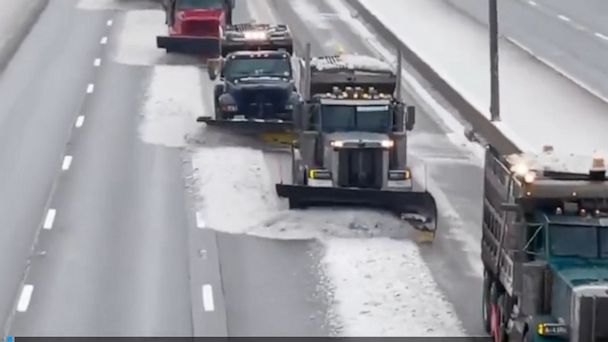 Video Synchronized Snowplows Join Forces In Kentucky - ABC News