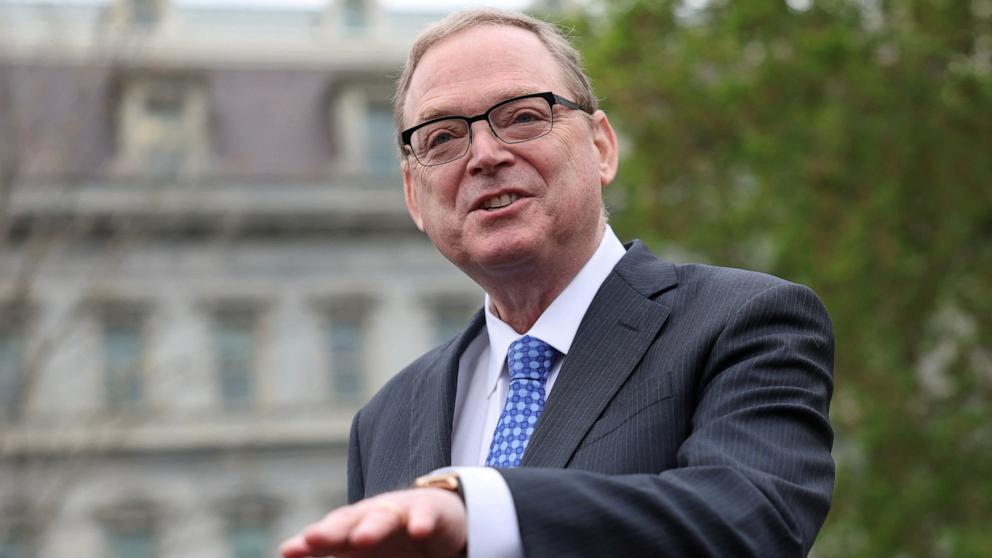 PHOTO: Director of the National Economic Council of the United States Kevin Hassett answers a question from the news media during a briefing outside the West Wing of the White House in Washington, April 14, 2025.