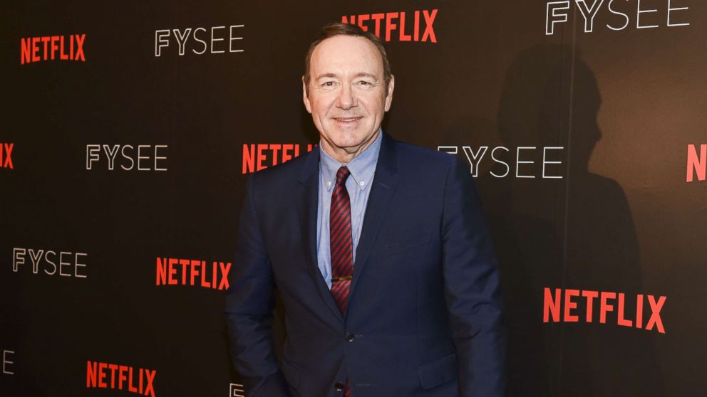 VIDEO:  Filmmaker accuses Kevin Spacey of groping him at a bar in 2003