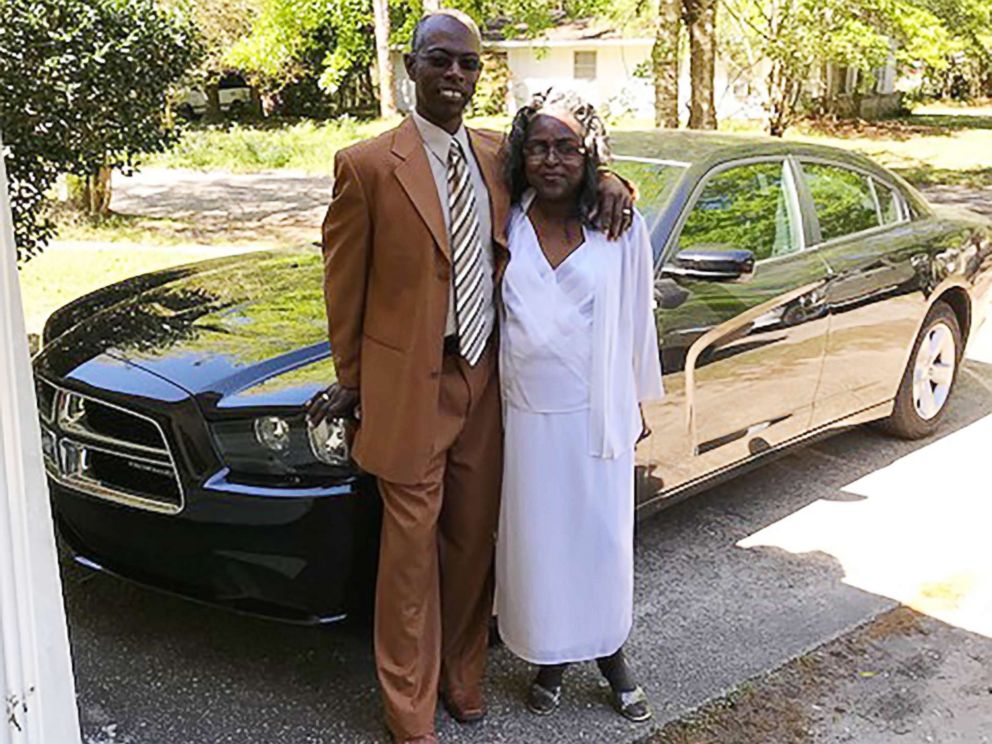 PHOTO: Eddie and Donnie Drummond, pictured in this undated photo, have been married for 32 years. Donnie Drummond was told she had kidney failure in 2015.