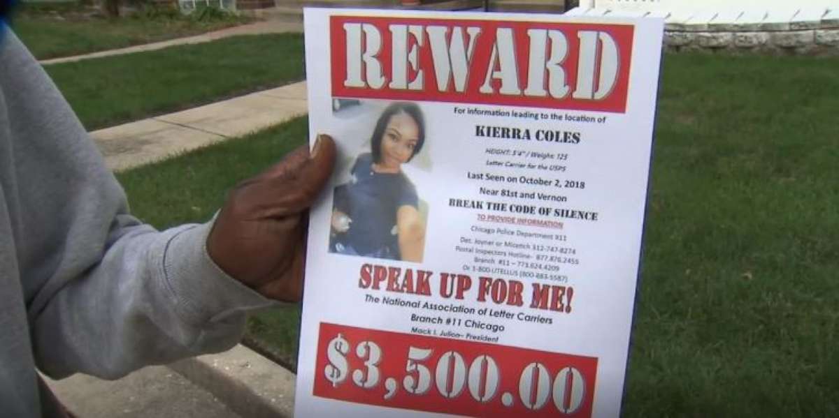 PHOTO: Kierra Coles' father is passing out flyers hoping to find his missing daughter in Chicago. She hasn't been seen since Tuesday, Oct. 2, 2018.