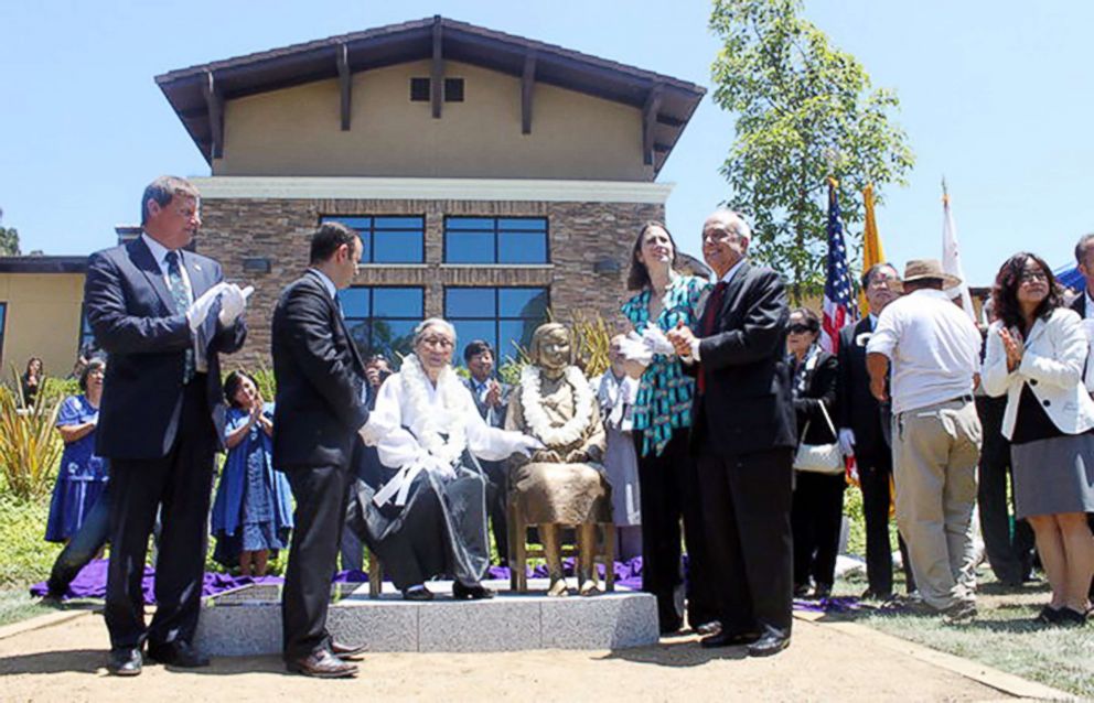 PHOTO: Kim Bok-dong at the unveiling ceremony of the Peace Monument in Central Park, Glendale, CA., July 20, 2013.