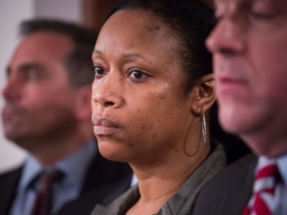 PHOTO: Sgt. Kizzy Adonis of the New York Police Department, at a news conference regarding internal disciplinary charges over her role in the 2014 death of Eric Garner, in New York, Jan. 8, 2016.