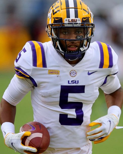 Helmet Stalker on X: Steelers LB Devin Bush is now using a Schutt F7 LTD  with a SportStar chinstrap, he used a Riddell Speed with an S2EG facemask  last season at Michigan.