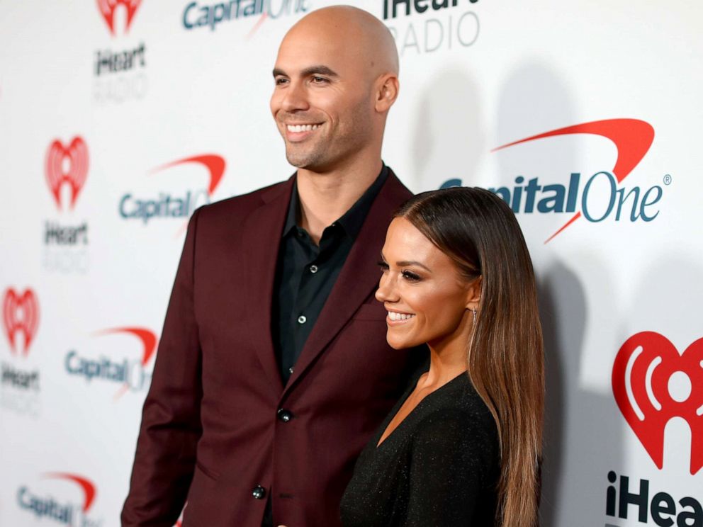 Singer Jana Kramer, husband open up about how his sex addiction affected their relationship pic