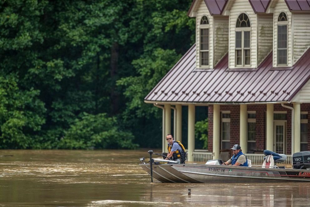 Ky Flooding 2 Ap Ps 220728 1659024366209 HpEmbed 3x2 992 