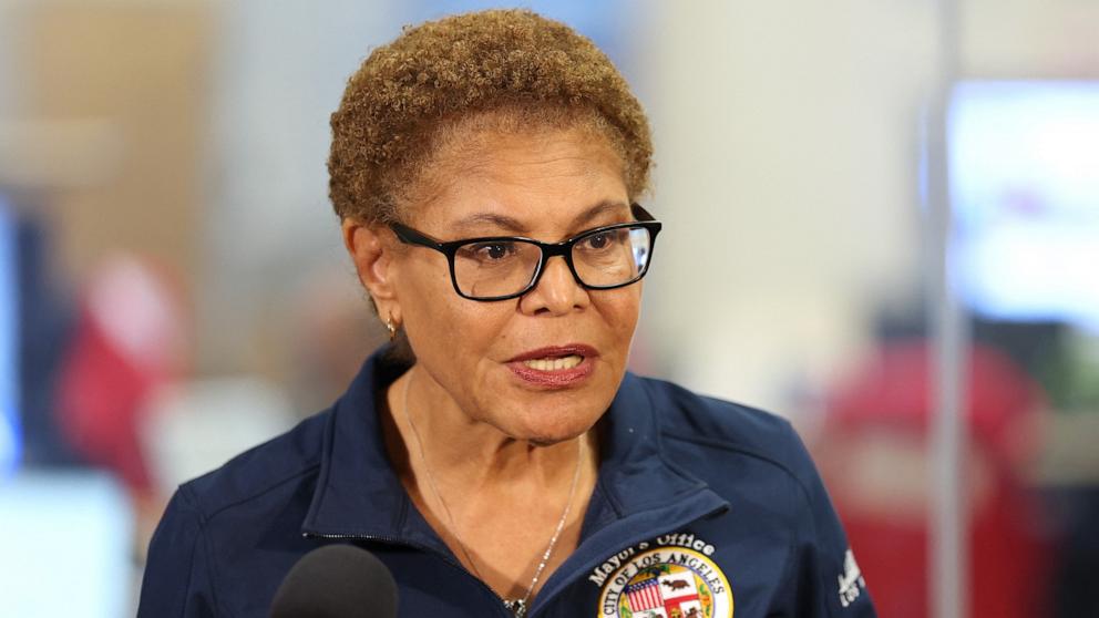 PHOTO: Los Angeles Mayor Karen Bass speaks during a press conference at the City of Los Angeles Emergency Operations Center, June 9, 2025.