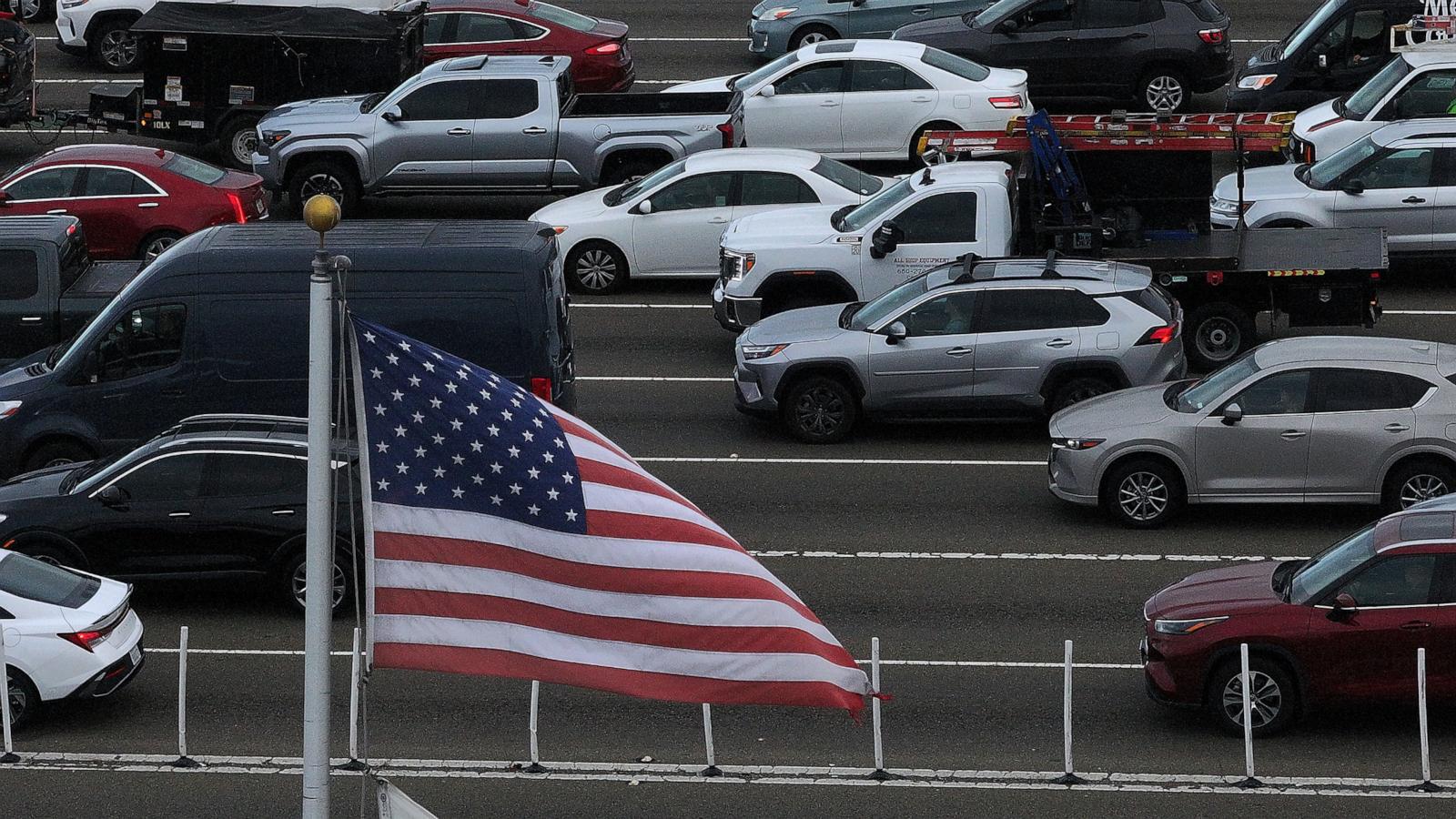 Labor Day travel forecast: Gas prices may reach record high