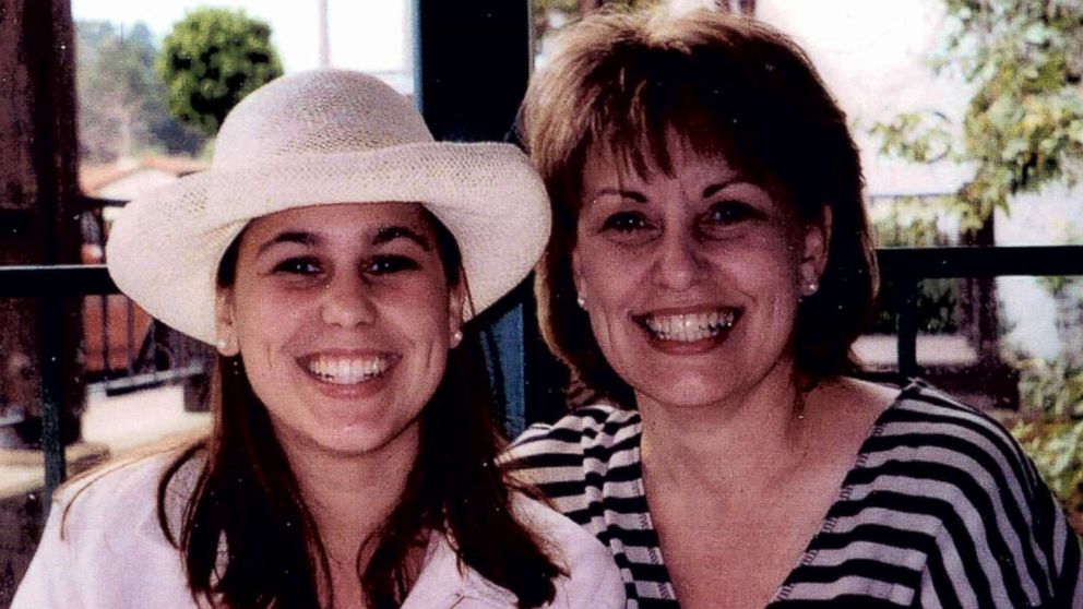 PHOTO: Sharon Rocha (right) and her daughter Laci Peterson (left) are pictured together in this undated photo.