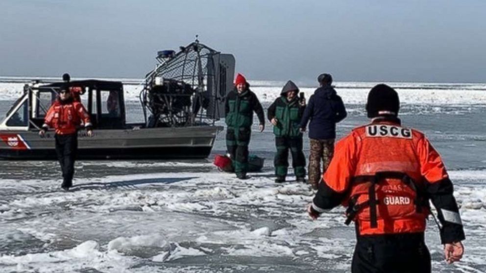 Dozens of fishermen rescued by Coast Guard after sheet of ice floats out  into Lake Erie - ABC News