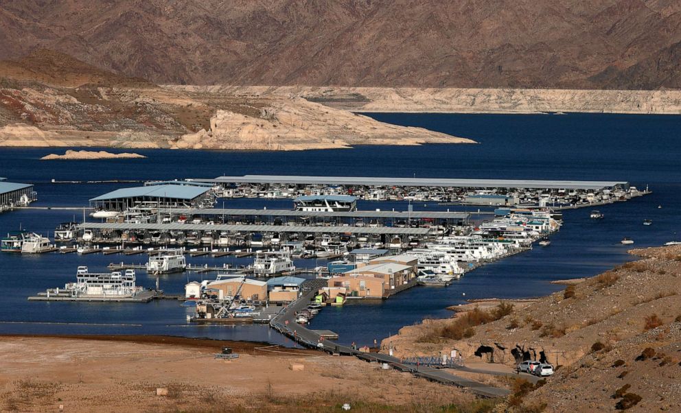 Officials identify set of human remains found amid Lake Mead drought ...