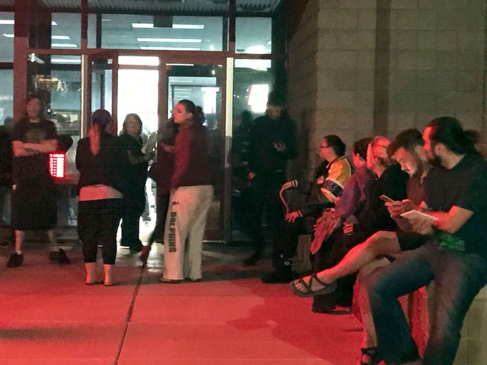 PHOTO: The line to donate blood outside United Blood Service in Las Vegas, Oct. 2, 2017. 