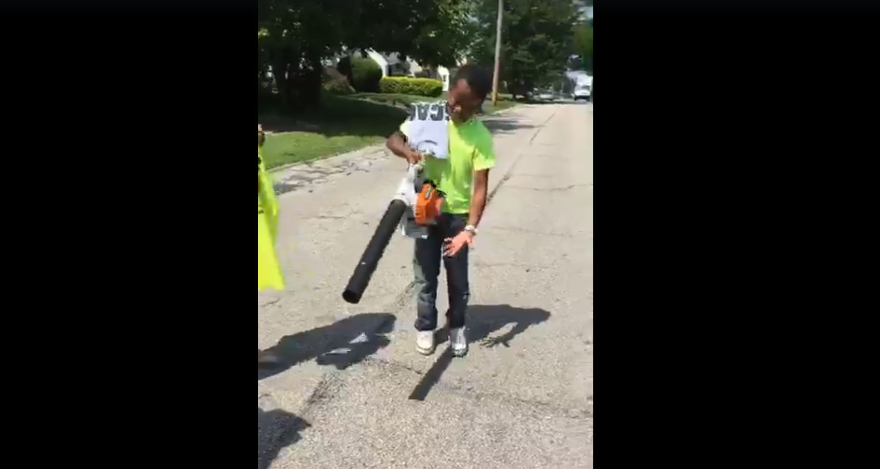 PHOTO: Mr. Reggie's Lawn Cutting Service has received a new lawnmower and new leaf blower from people in the community after neighbors called the police on him for cutting their grass.