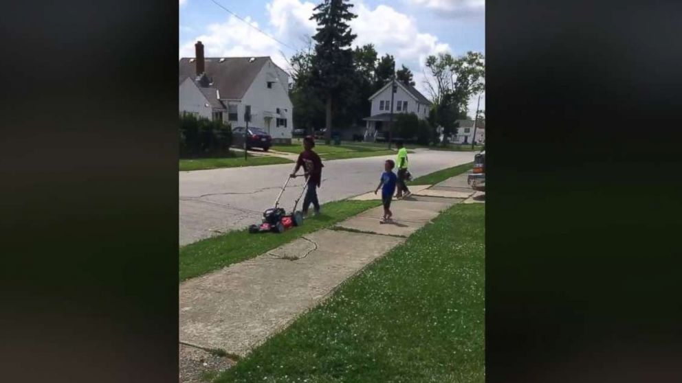 PHOTO: Reginald Fields has received a new lawnmower and new leaf blower from people in the community after neighbors called the police on him for cutting their grass. 