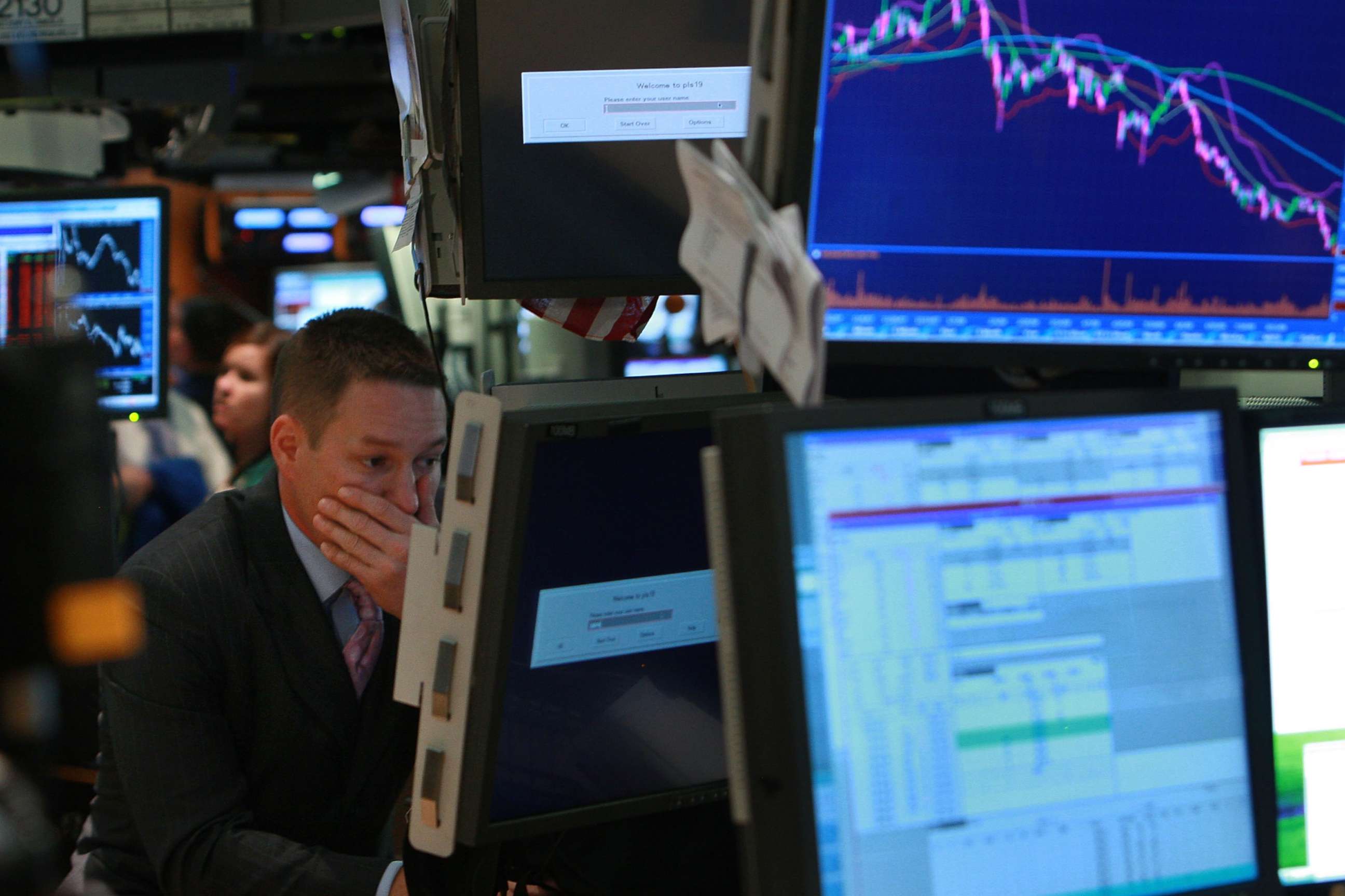 PHOTO: A trader works on the floor of the New York Stock Exchange Sept. 15, 2008 in New York City.