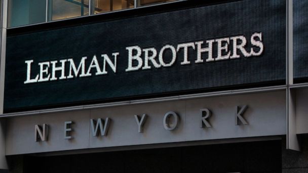 A Look Back At The Lehman Brothers Collapse And The Global Crisis That Followed Reporter S Notebook Abc News