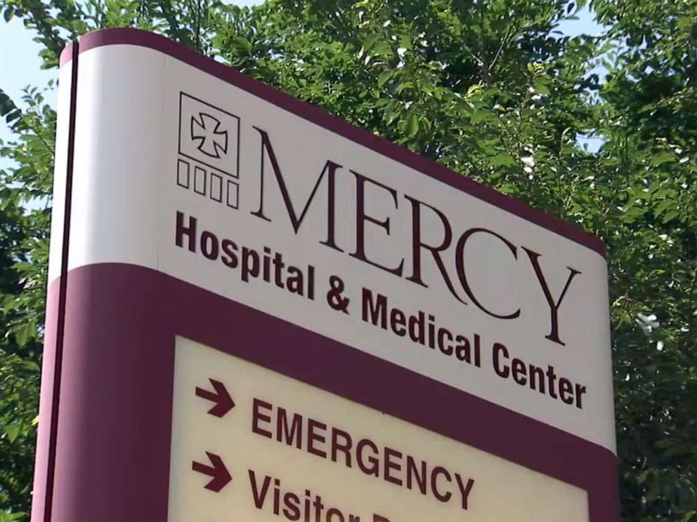 PHOTO: Family members of Elisha Brittman and Alfonso Bennett are taking legal action after Brittman was taken off of life support at Chicagos Mercy Hospital and later died after a case of mistaken identity.