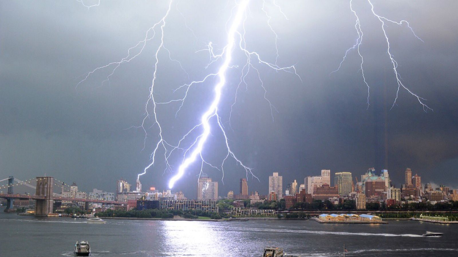 NYC Lightning Strike Photo From North Jersey Gets 1M Views