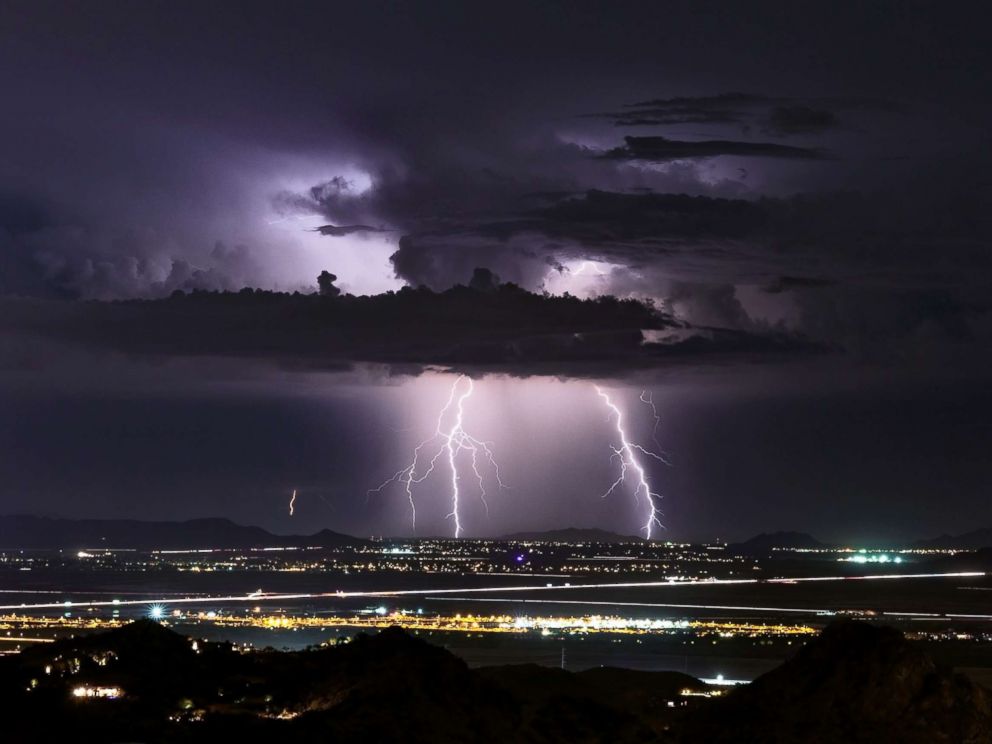 Why so many people survive being struck by lightning - ABC News