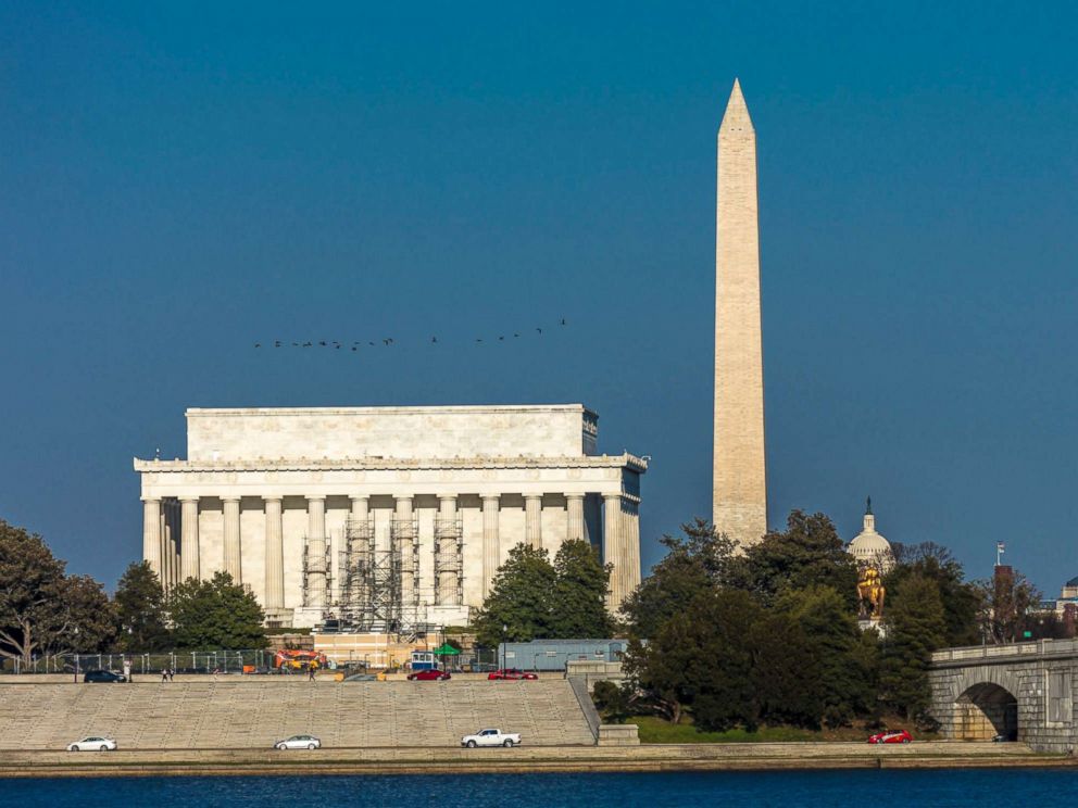 PHOTO: The Lincoln Memorial and Washington Monument are pictured in Washington, D.C., April 9, 2018.