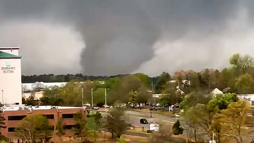 PHOTO: A tornado passes through Little Rock, Arkansas, Mar. 31, 2023.