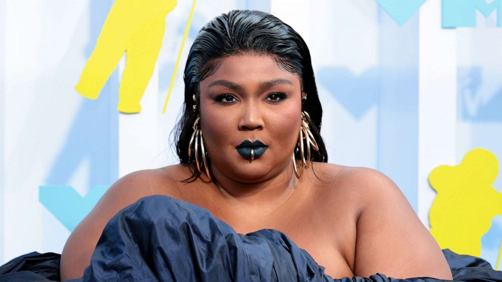 PHOTO: Lizzo attends the 2022 MTV VMAs at the Prudential Center on Aug. 28, 2022 in Newark, N.J.