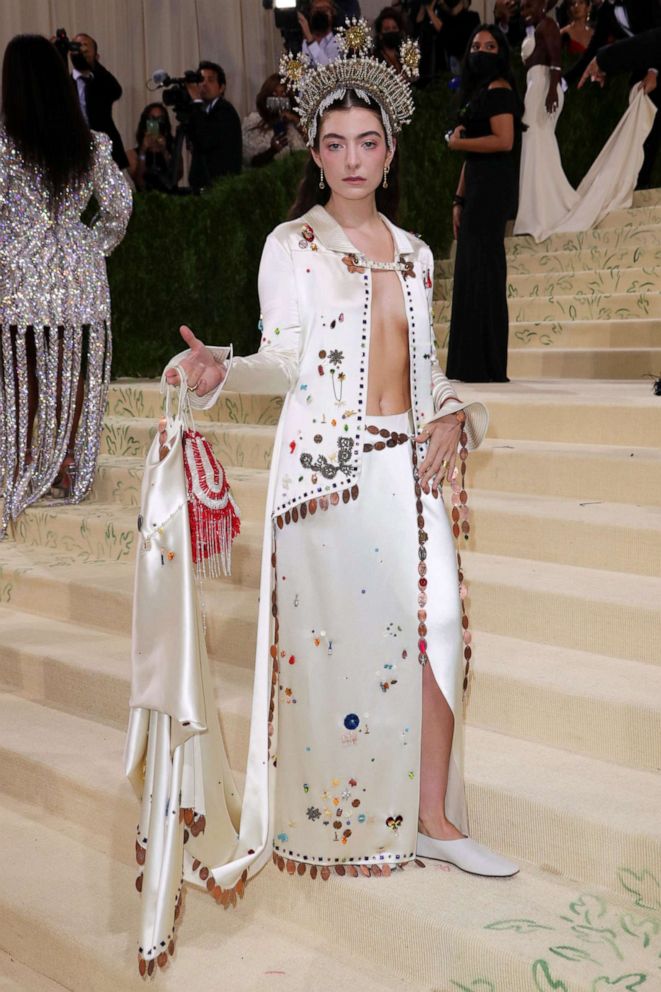 PHOTO: Lorde attends the Costume Institute Benefit celebrating the opening of In America: A Lexicon of Fashion, Arrivals, The Metropolitan Museum of Art, New York, Sept. 13, 2021.