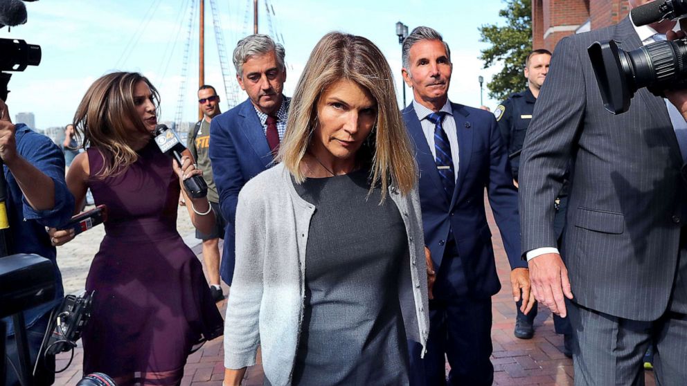 VIDEO: Lori Loughlin and husband plead guilty in college admissions scandal