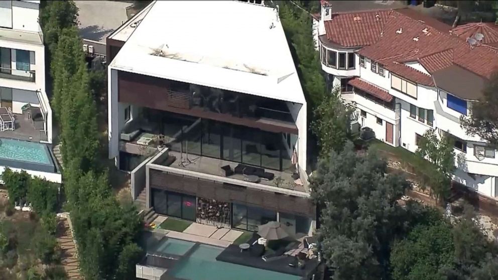 PHOTO: Los Angeles Mayor Eric Garcetti said he authorized the shutting off of utility service at a home in the Hollywood Hills for hosting large gatherings in violation of health orders during the coronavirus pandemic.