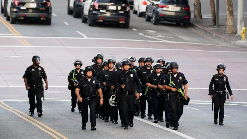 PHOTO: Protests against federal immigration sweeps continue in Los Angeles