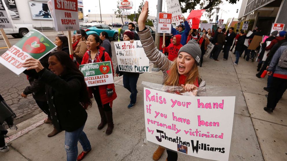 Student attendance plummets as Los Angeles teachers head into Day 2 of ...
