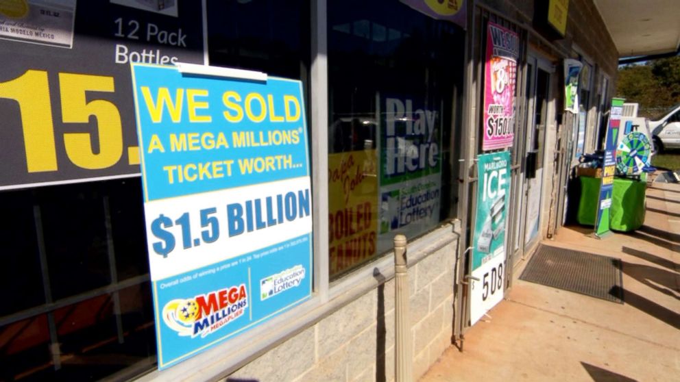 PHOTO: A signs stands outside a KC Mart in Simpsonville, S.C.