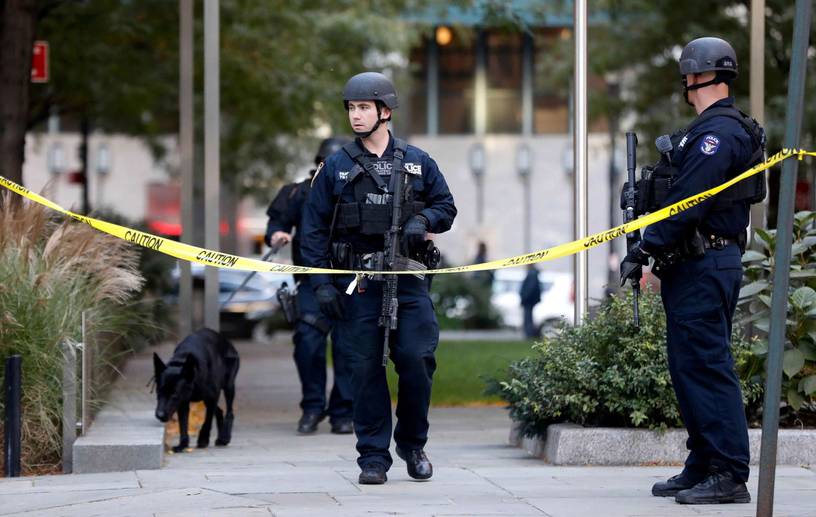 PHOTO: Parents pick up their children from P.S./I.S.-89 school after a shooting incident in New York City, Oct. 31, 2017.