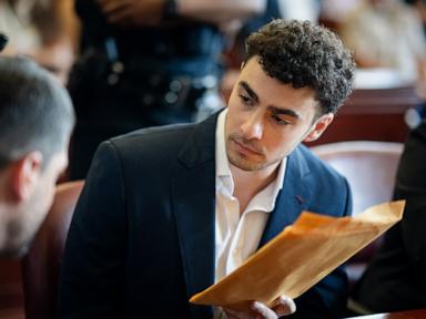 Luigi Mangione's legal team withdraws intention to invoke psychiatric defense