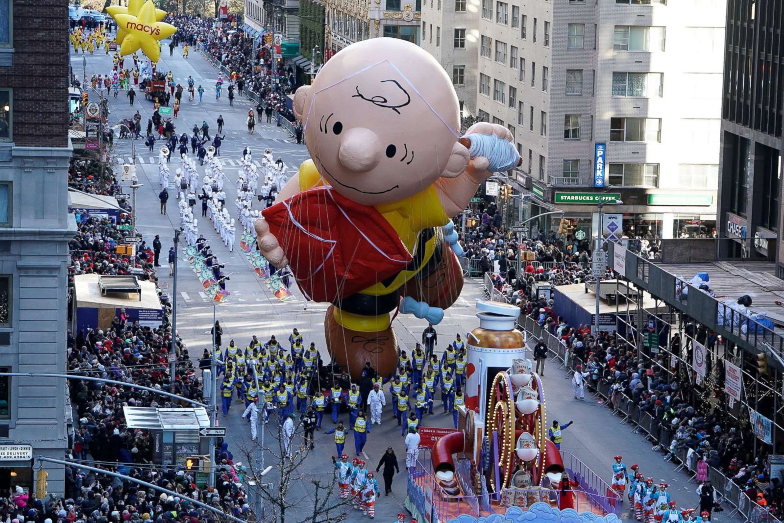 Macy'S Thanksgiving Day Parade 2024 Nbc Live Dina Glenine