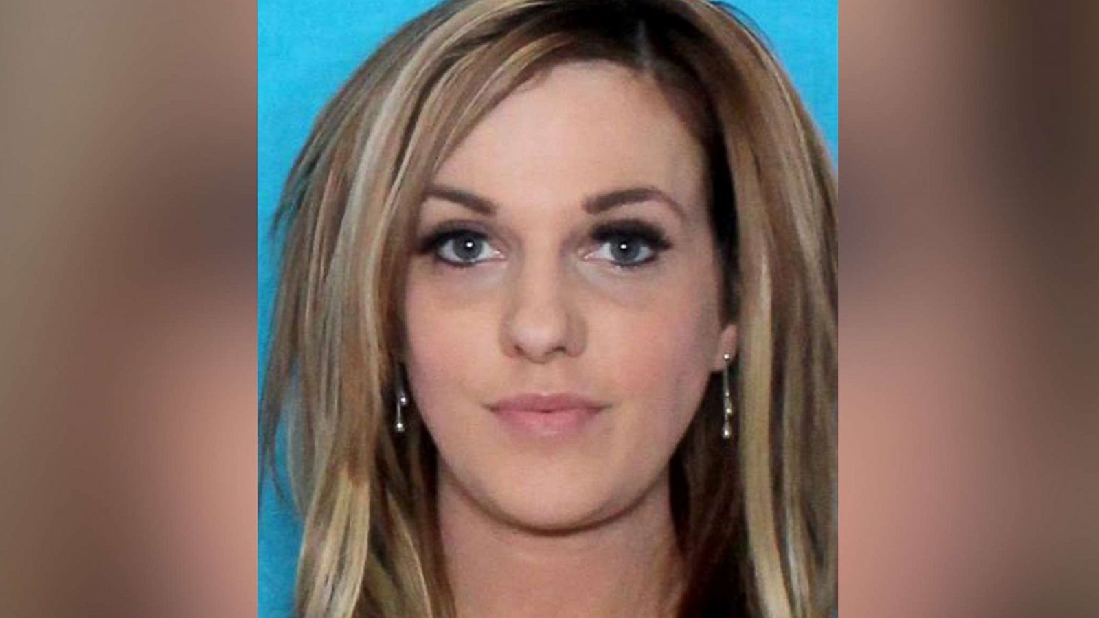 Mom Arrested For Posting Video Of 2 Students Fighting On Social Media Abc News