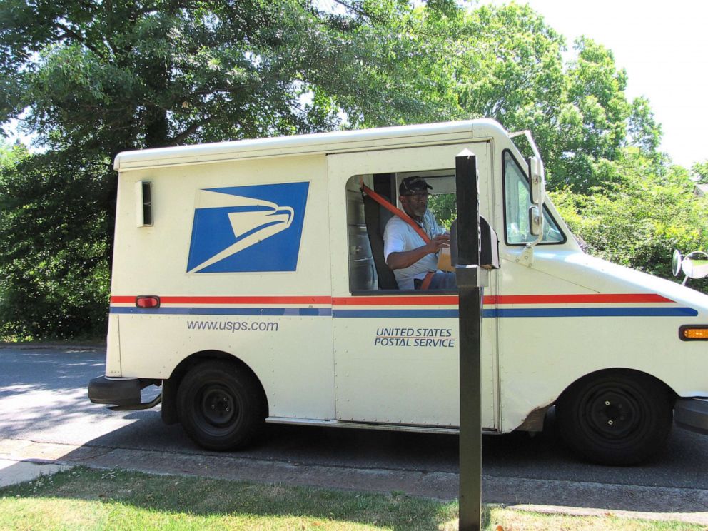 PHOTO: Floyd Martin is retiring from the U.S. Postal Service after working his route in Marietta, Ga., for nearly 35 years. 