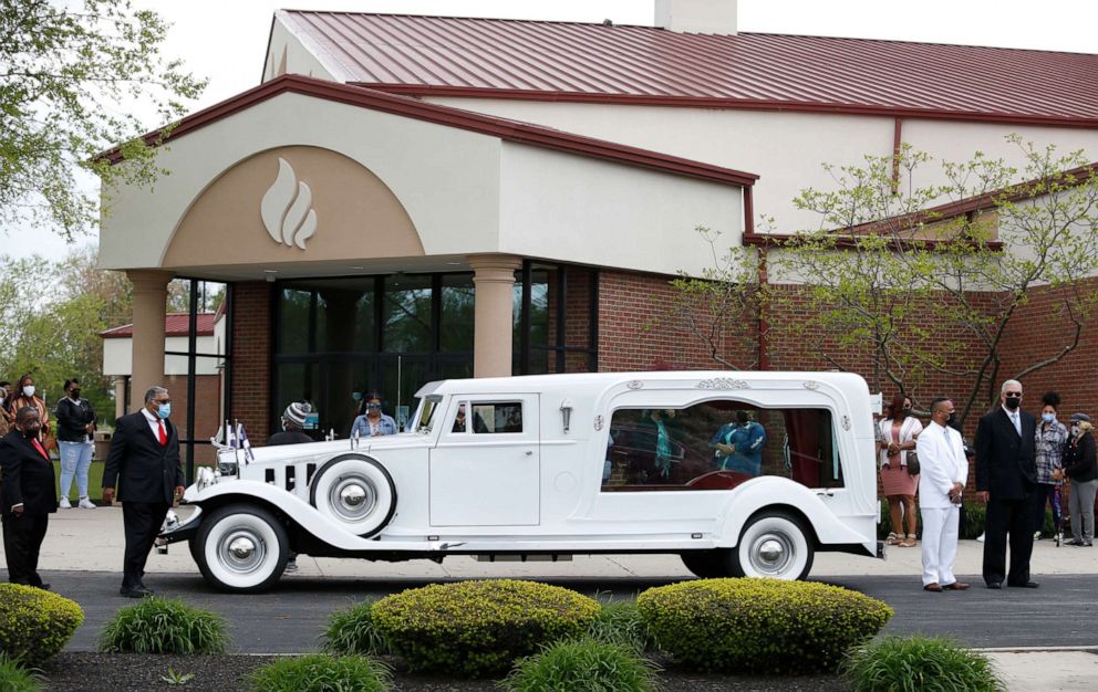 PHOTO: Mourners gather for the funeral for 16-year-old Ma'Khia Bryant in Columbus, Ohio, April 30, 2021.