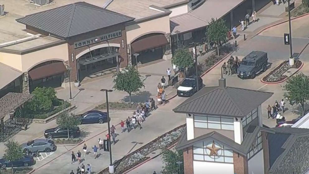 PHOTO: Shoppers are evacuated from the Allen Premium Outlets in Allen, Texas, May 6, 2023.