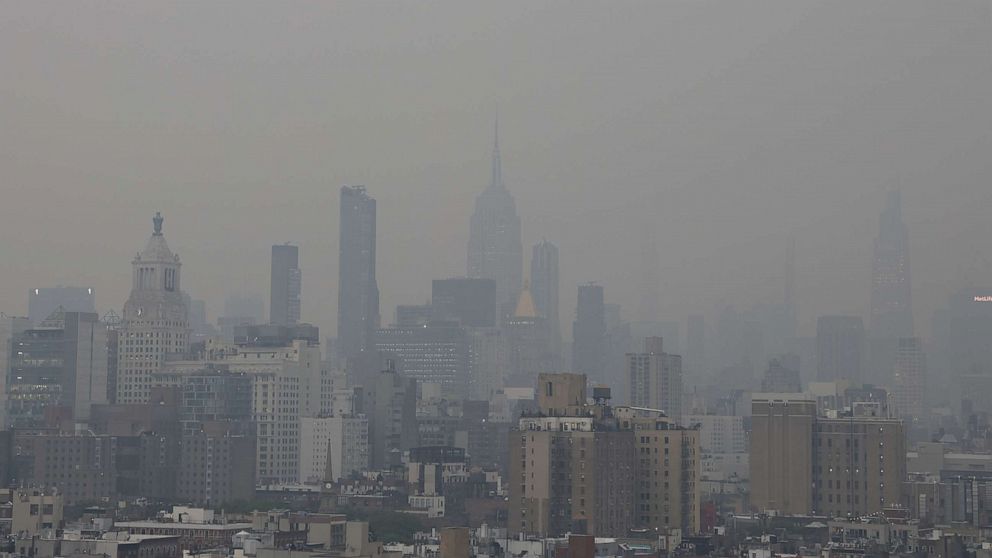 New York covered in haze from Canadian wildfires
