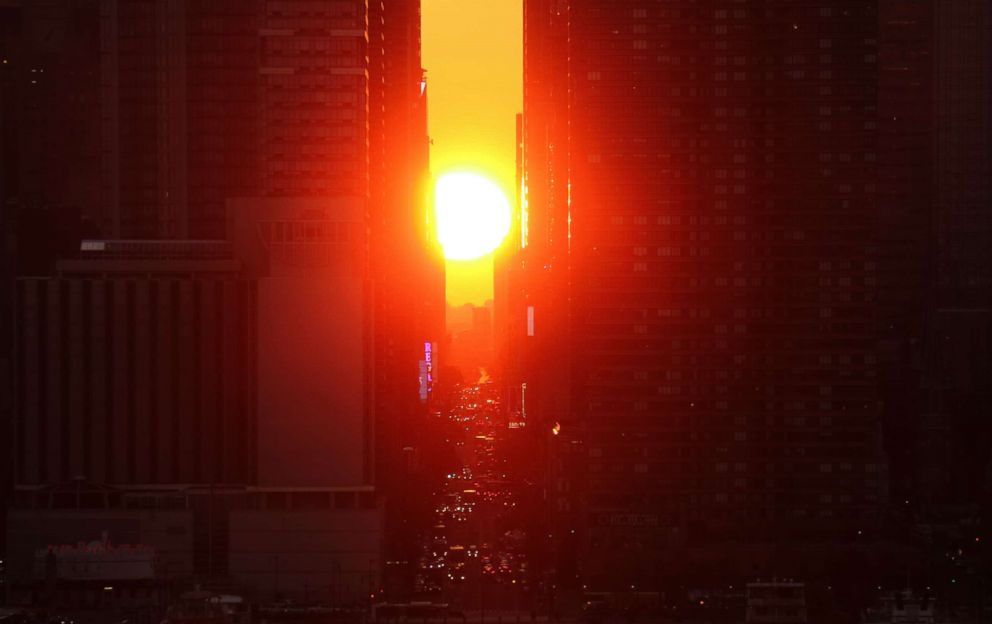 PHOTO: In this file photo, the sun rises above 42nd Street in New York City, Nov. 28, 2016, as seen from Weehawken, N.J.