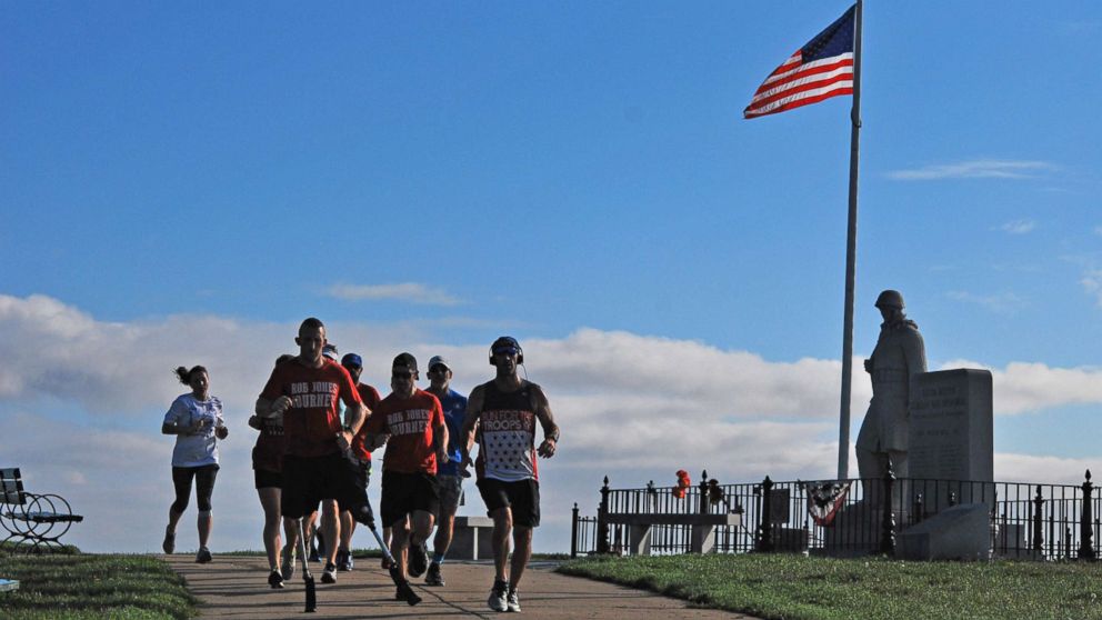 PHOTO: Rob Jones runs on Castle Island in Massachusetts, Oct. 15th, 2017.