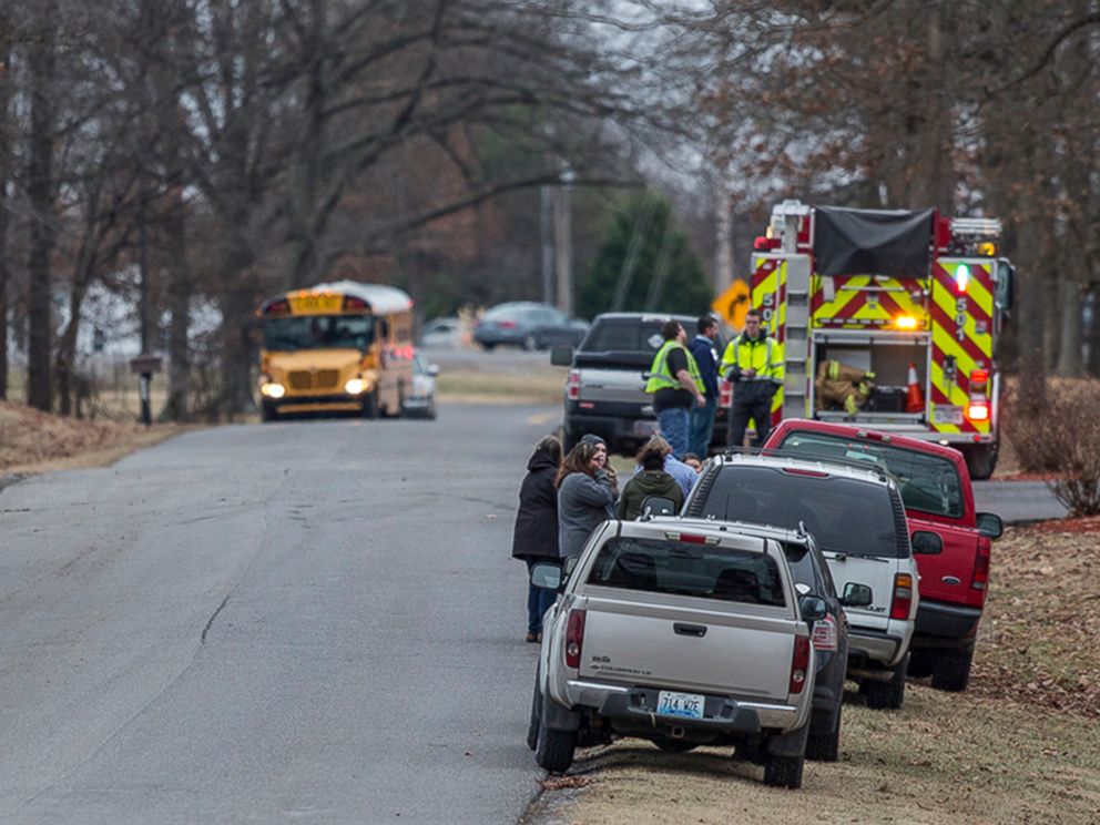 PHOTO: On Jan. 23, 2018, emergency crews respond to Marshall County High School after a fatal school shooting happened in Benton, Ky.