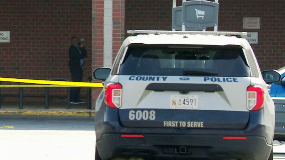 PHOTO: A double fatal shooting occurred at a grocery story in Oxon Hill, Md., on Nov. 4, 2022.