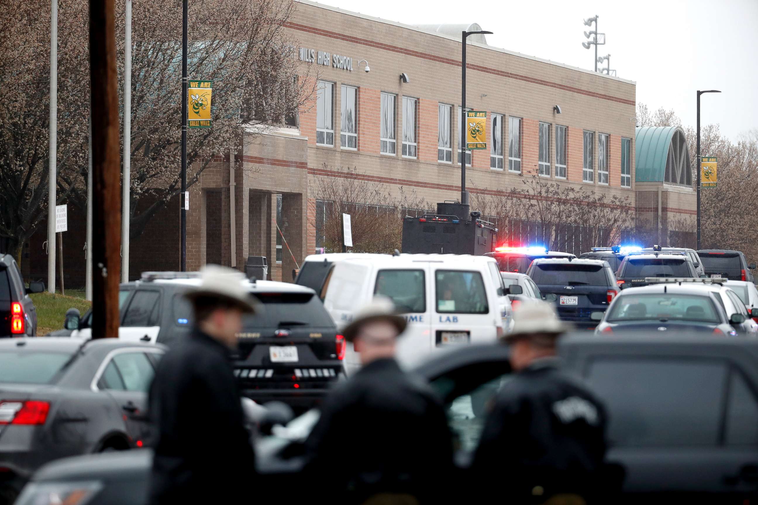 PHOTO: Deputies and federal agents converge on Great Mills High School, the scene of a shooting, March 20, 2018 in Great Mills, Md.
