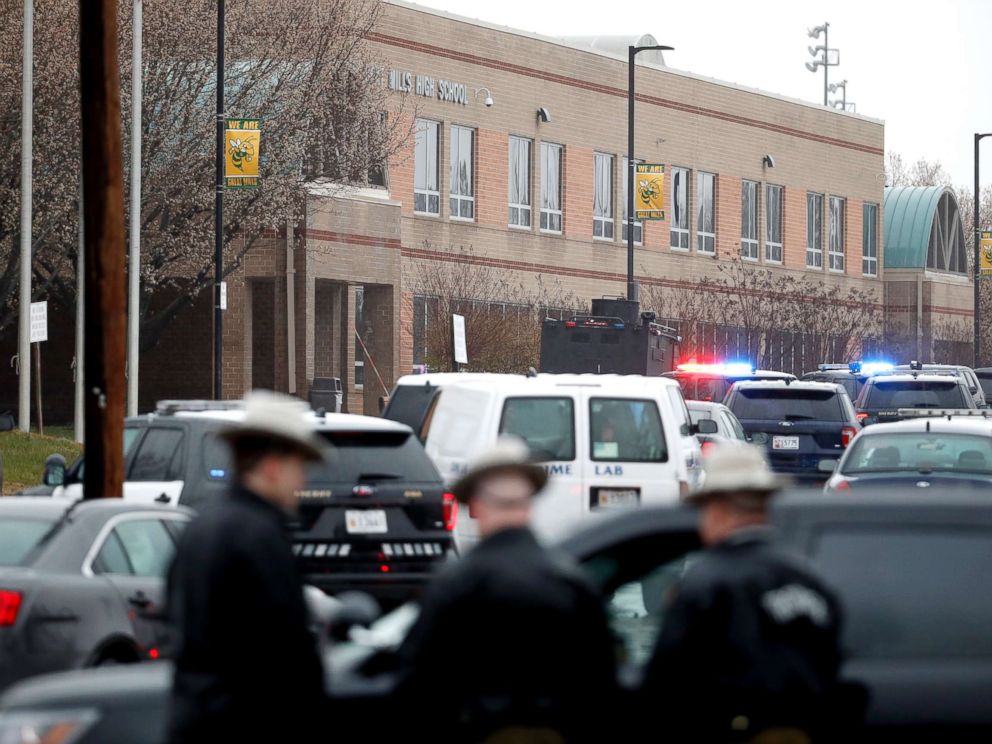 PHOTO: Deputies and federal agents converge on Great Mills High School, the scene of a shooting, March 20, 2018 in Great Mills, Md.