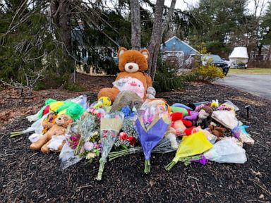 Mom accused of killing her children built snowman with them before deaths: Prosecutor